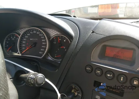 2008 Pontiac Grand Prix Gxp z USA, uszkodzony, nr VIN 2G2WC55C481128117